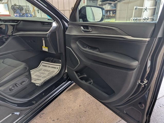 2026 Jeep Grand Cherokee L Limited Reserve