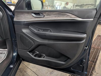 2027 Jeep Grand Cherokee L Limited