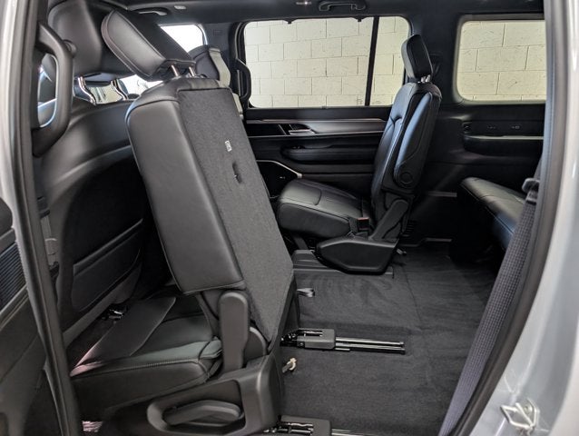 2026 Jeep Grand Wagoneer Limited Reserve