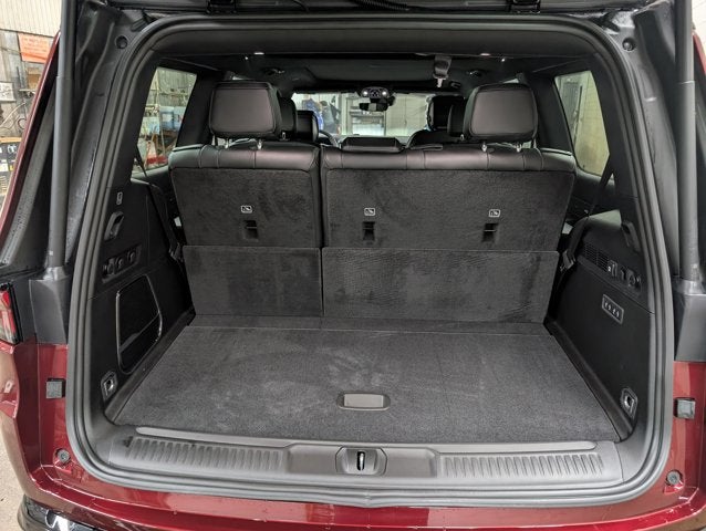 2025 Jeep Wagoneer Series II Overland