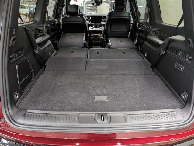 2025 Jeep Wagoneer Series II Overland