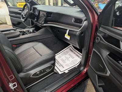 2025 Jeep Wagoneer Series II Overland