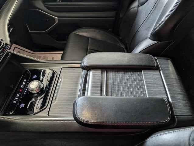 2023 Jeep Wagoneer Series III