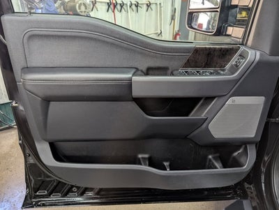 2023 Ford Super Duty F-350 SRW Lari