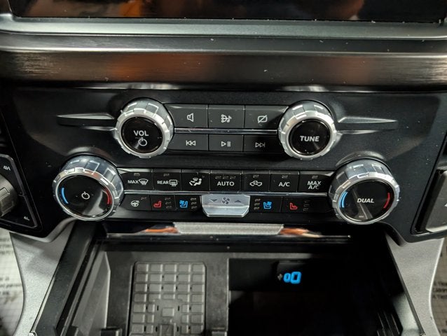 2023 Ford Super Duty F-350 SRW LARIAT