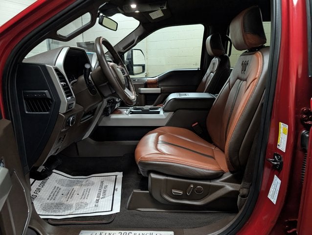 2022 Ford Super Duty F-350 KING RANCH