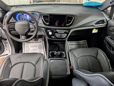 2027 Chrysler Pacifica Limited