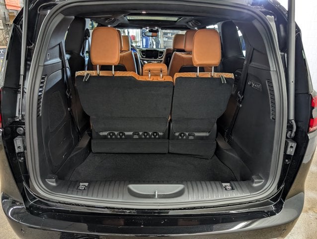 2026 Chrysler Pacifica Pinnacle